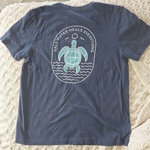 Life Is Good Men’s L Crusher Tee Blue Turtle Salt Water Heals Everything